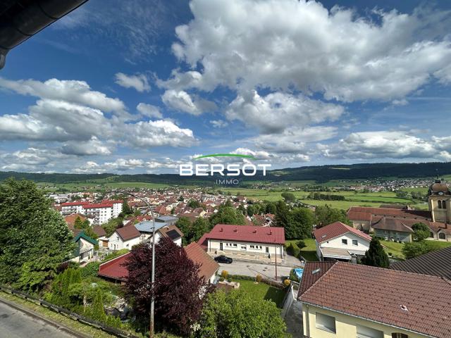 Local Commercial vente à Pontarlier, Morteau