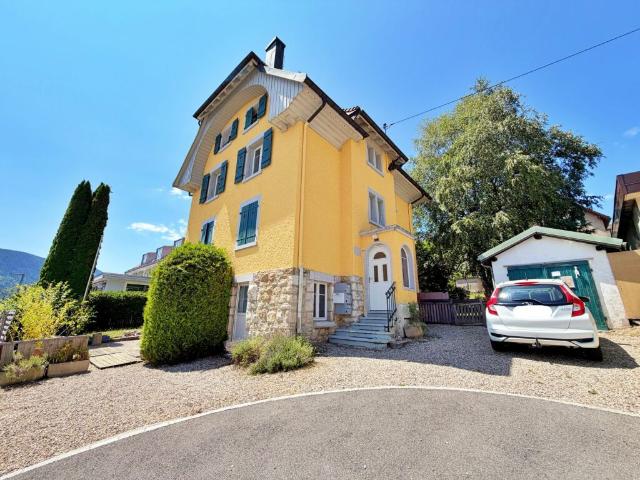 Mehrfamilienhaus kaufen in Sainte-Croix, Waadt