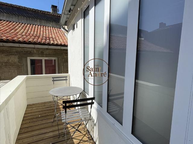 Maison vente à Angoulême, Aignes-et-puypéroux