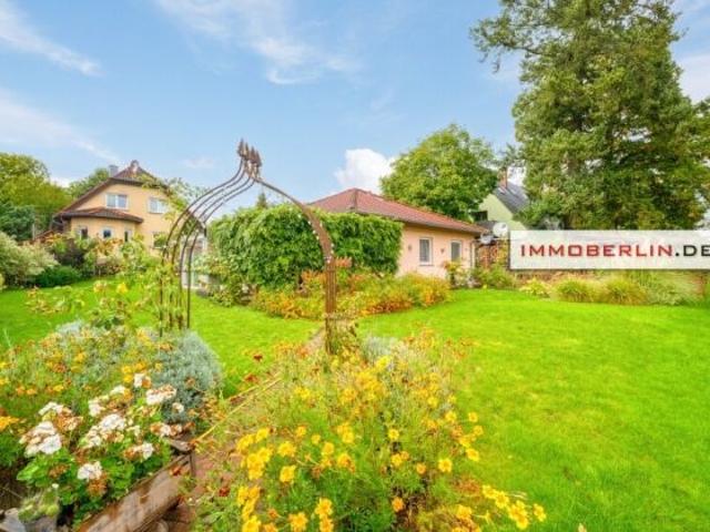 Haus kaufen in Blankenfelde, Berlin