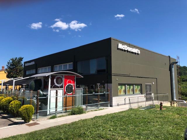 Locale Commerciale in vendita a Barberino Di Mugello, Toscana