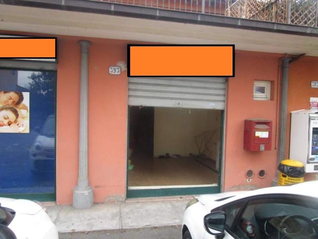 Locale Commerciale in vendita a San Faustino-Madonnina-Quattroville, Modena