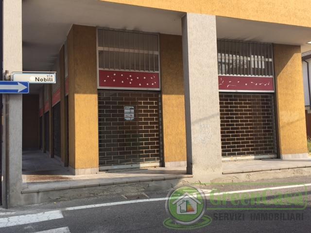 Locale Commerciale in vendita a Agrate Brianza, Lombardia
