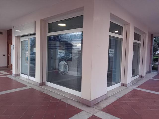 Locale Commerciale in vendita a Sant'Ignazio, Padova