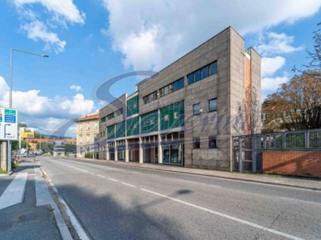 Ufficio in vendita a Rebbio, Como