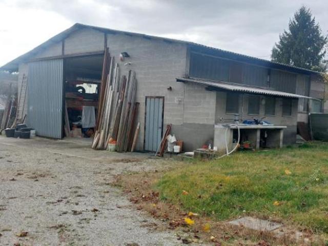 Capannone in vendita a Comunità Montana del Piambello, Arcisate