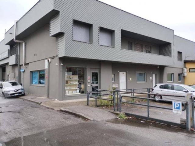 Ufficio in affitto a Chiesanuova, Brescia