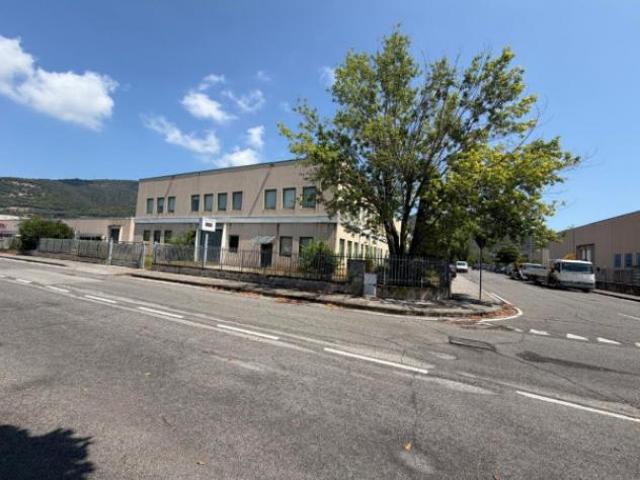 Ufficio in affitto a Zona Est, Brescia