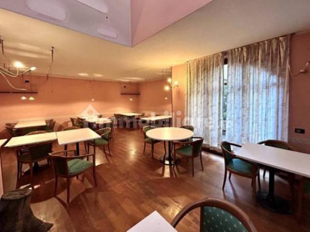 Ufficio in vendita a Alzano Lombardo, Lombardia