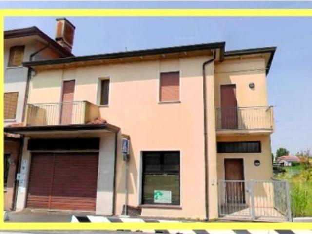 Locale Commerciale in vendita a Pianiga, Veneto