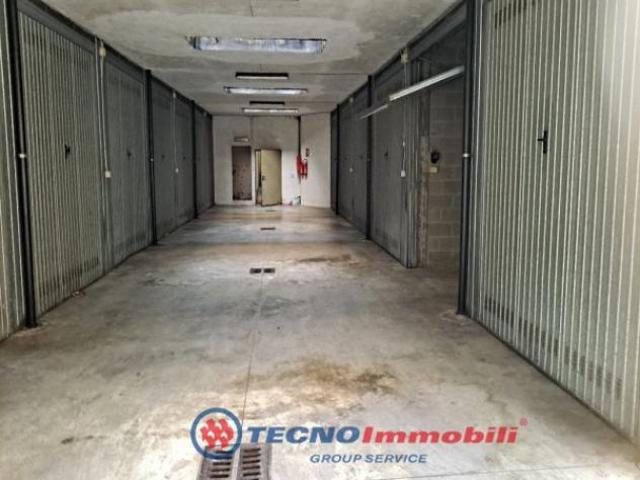 Locale Commerciale in affitto a Piemonte, Torino