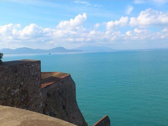 Villa Indipendente in vendita a Piombino, Toscana