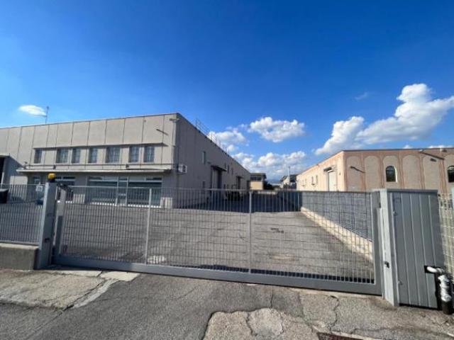 Capannone in affitto a Roncadelle, Lombardia
