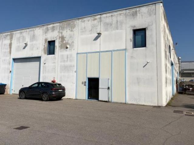 Capannone in vendita a Brescia