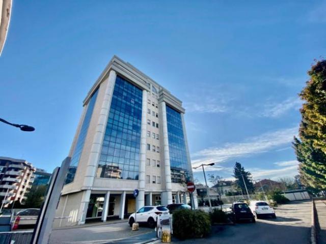 Ufficio in vendita a Gallarate, Lombardia