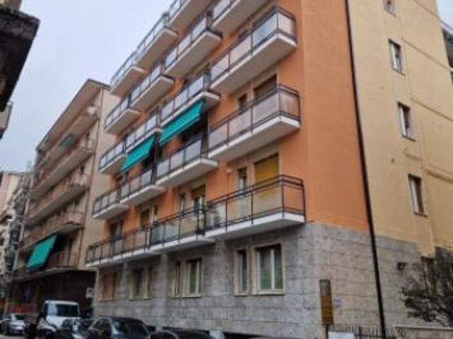 Ufficio in vendita a Biumo Superiore, Varese