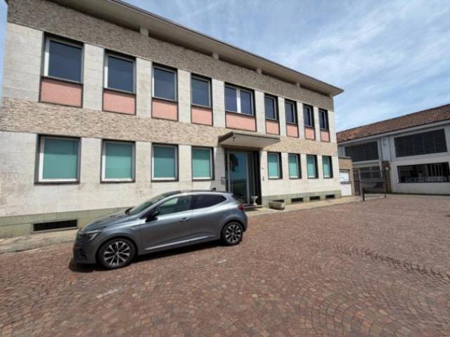 Ufficio in vendita a Tortona, Alessandria
