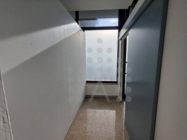 Locale Commerciale in affitto a Abano Terme Bagni, Veneto