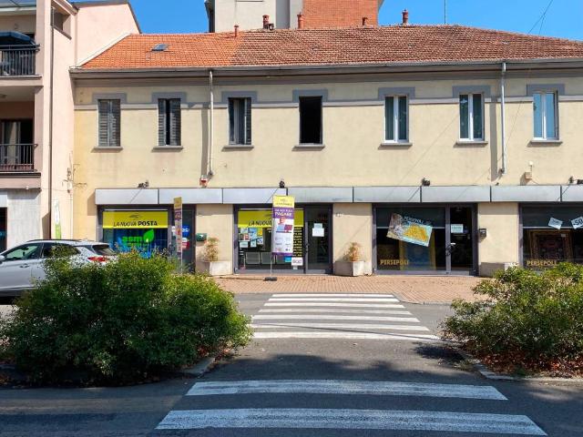 Locale Commerciale in affitto a Castelletto, Abbiategrasso
