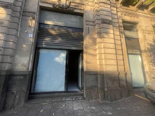 Locale Commerciale in affitto a Santa Caterina, Acireale