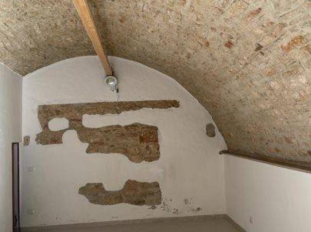 Locale Commerciale in affitto a Puglia, Bari