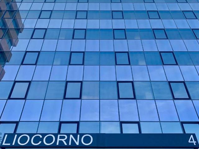 Locale Commerciale in affitto a Agrate Brianza, Lombardia