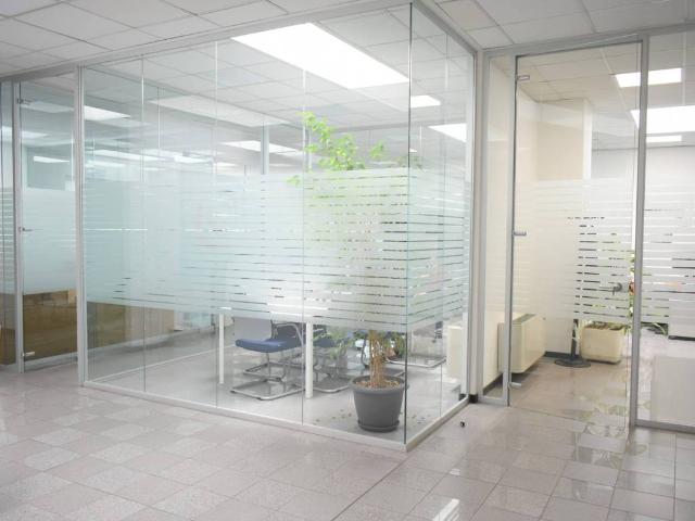 Locale Commerciale in affitto a Agrate Brianza, Lombardia