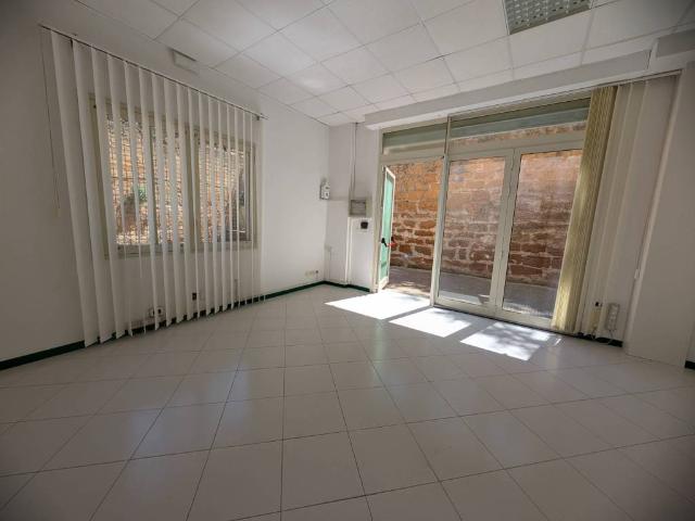 Locale Commerciale in affitto a San Vito, Agrigento