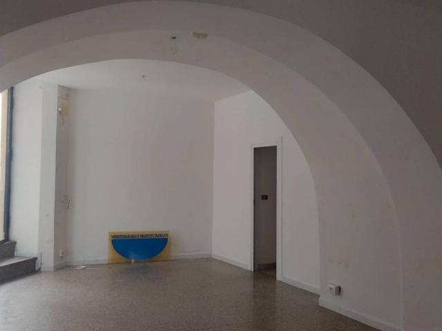 Locale Commerciale in affitto a Sottogas, Agrigento