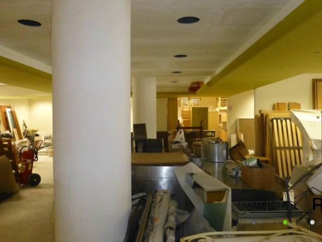 Locale Commerciale in affitto a Alanno, Abruzzo