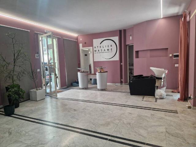 Locale Commerciale in affitto a Piemonte, Cuneo