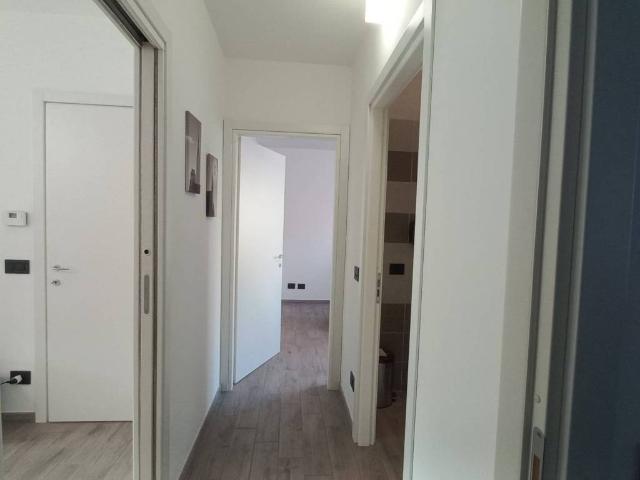 Locale Commerciale in affitto a Piemonte, Cuneo