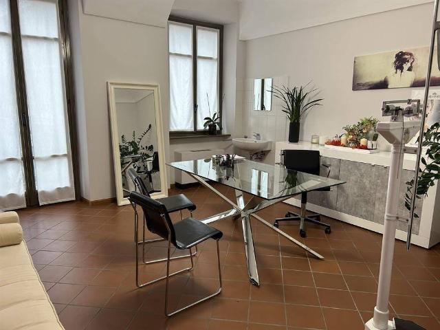 Locale Commerciale in affitto a Piemonte, Cuneo