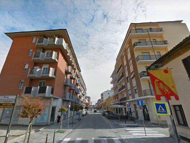 Locale Commerciale in affitto a Piemonte, Cuneo