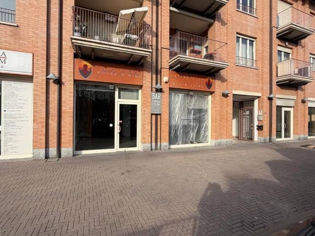 Locale Commerciale in affitto a Piemonte, Cuneo
