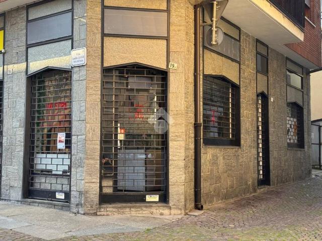 Locale Commerciale in affitto a Piemonte, Cuneo
