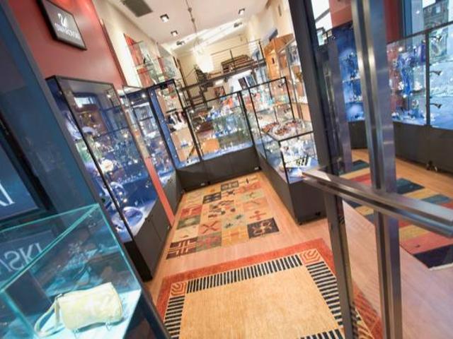 Locale Commerciale in affitto a Piemonte, Cuneo