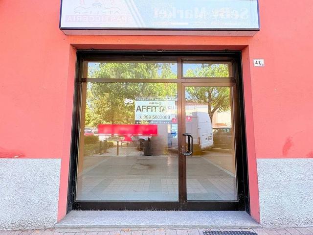 Locale Commerciale in affitto a Piemonte, Cuneo
