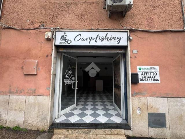 Locale Commerciale in affitto a Roma Capitale, Lazio