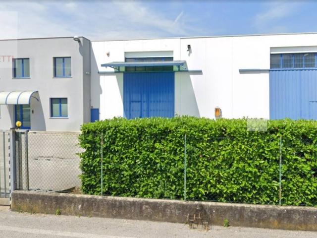 Locale Commerciale in affitto a Albignasego, Veneto