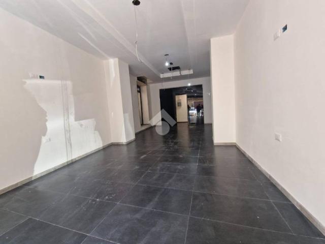 Locale Commerciale in affitto a Alcamo, Sicilia