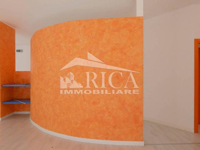 Locale Commerciale in affitto a Alcamo, Sicilia