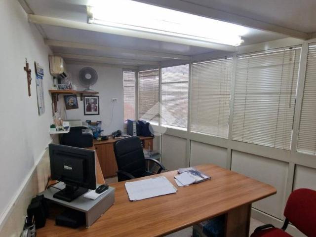 Locale Commerciale in affitto a Alcamo, Sicilia