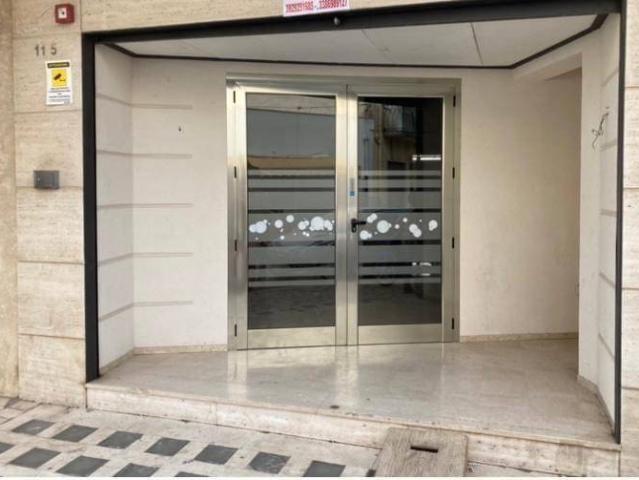 Locale Commerciale in affitto a Alcamo, Sicilia