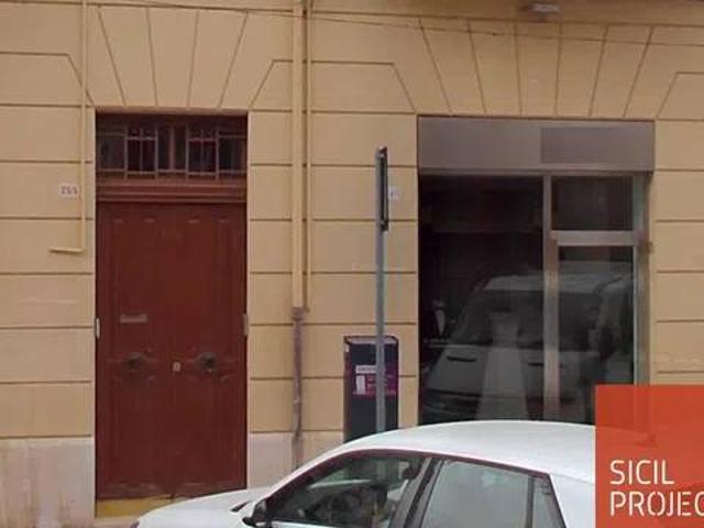 Locale Commerciale in affitto a Alcamo, Sicilia