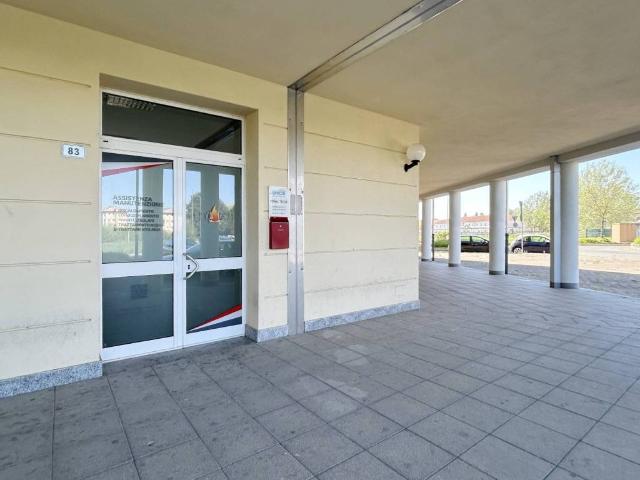 Locale Commerciale in affitto a Piemonte, Alessandria