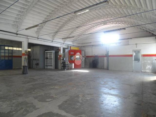 Locale Commerciale in affitto a Cabanette, Piemonte