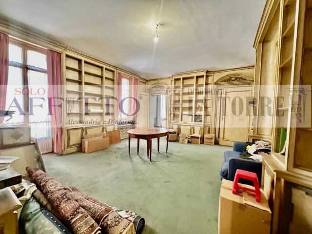 Locale Commerciale in affitto a Piemonte, Alessandria