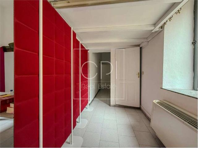 Locale Commerciale in affitto a Piemonte, Alessandria