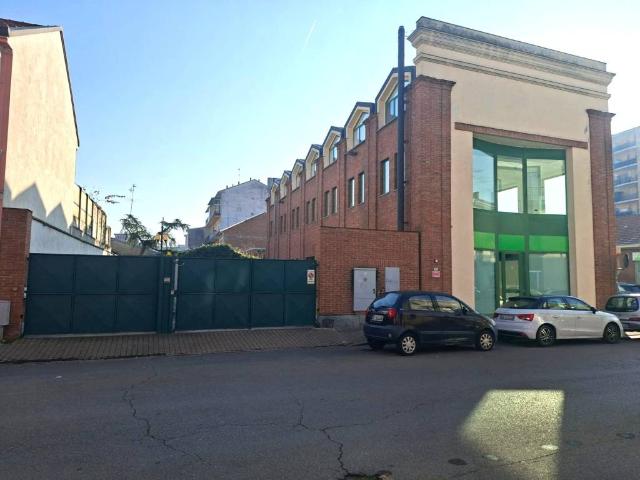 Locale Commerciale in affitto a Piemonte, Alessandria
